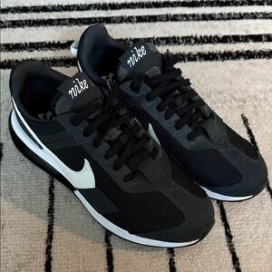 Nike Air Max Pre-Day Men’s Black & White